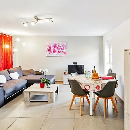 Maison Charmante Avec Jardin A | Climatisation Incluse