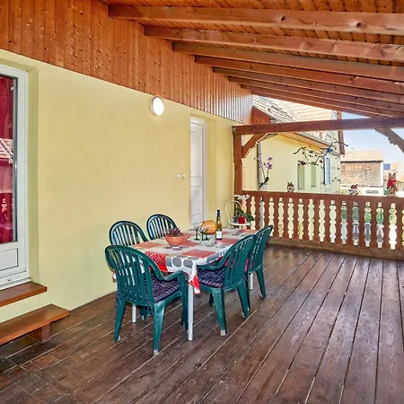 Maison Charmante Avec Jardin A | Climatisation Incluse Vakantiehuis